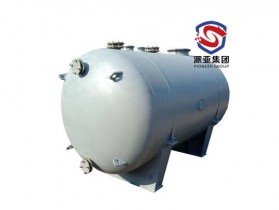 Horizontal glass lined storage tank
